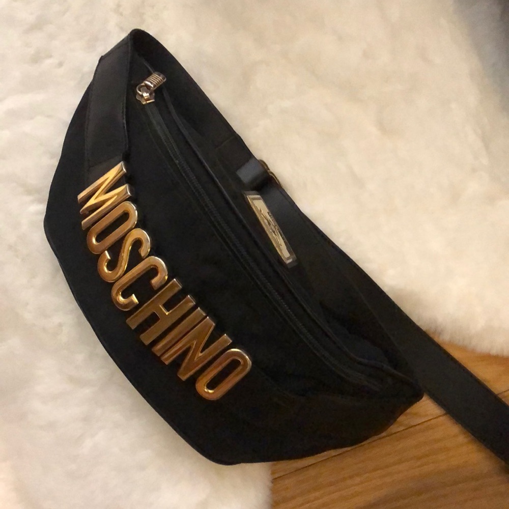 MOSCHINO nap-sac waist bag